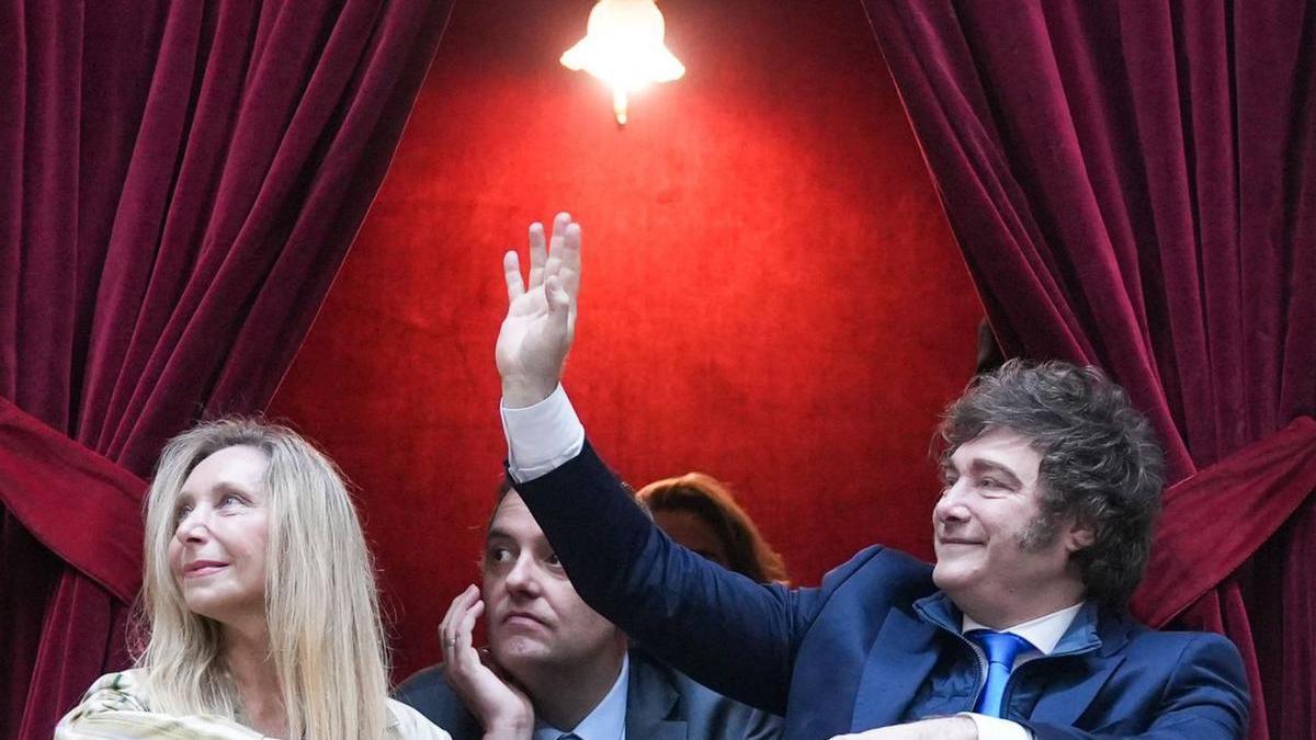 El president argentí, Javier Milei, i la seva germana Karina.  | EFE