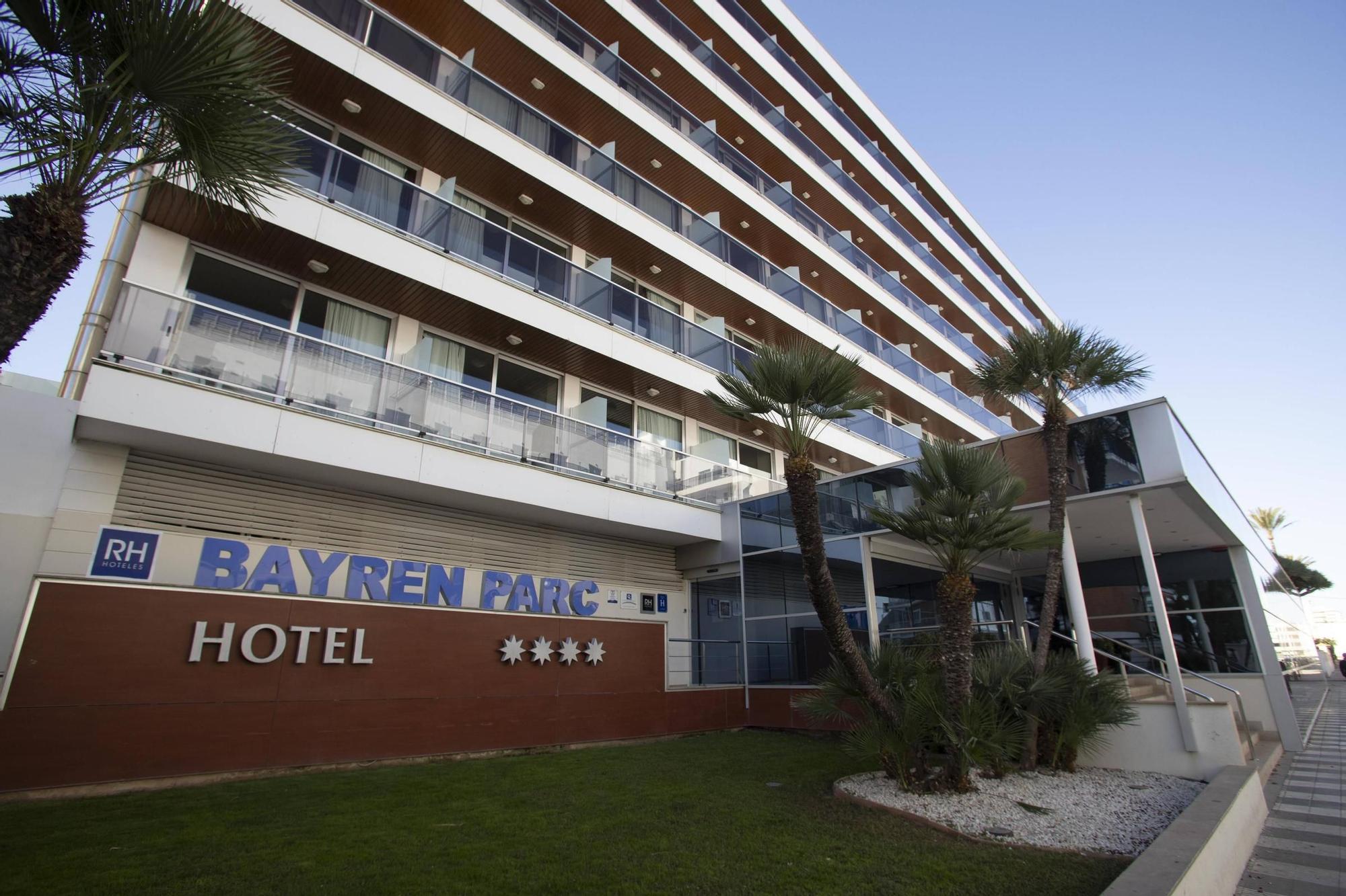 Hoteles abiertos y cerrados en la playa de Gandia