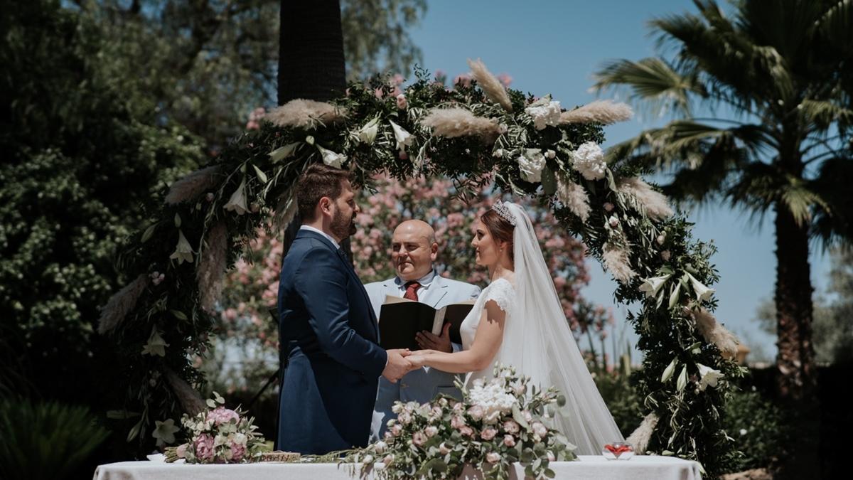 Juan y Leli se dieron el &quot;sí quiero&quot; en una ceremonia civil en Lucena