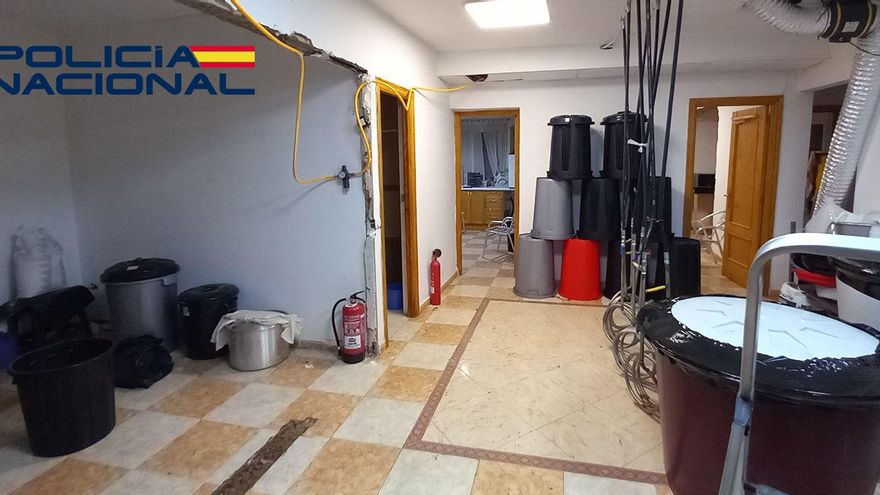 EN VÍDEO | Así era el interior del laboratorio de cocaína desmantelado en Badajoz