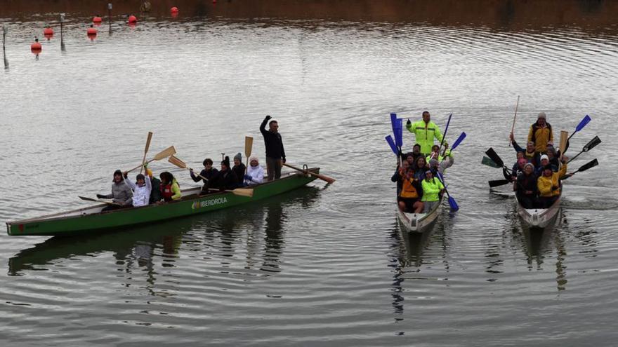 El Barco Dragón surca las aguas para luchar contra el cáncer