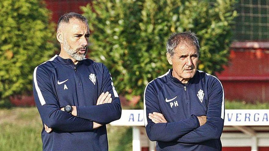 Ángel Rodríguez, a la izquierda, junto a Paco Herrera en Mareo.