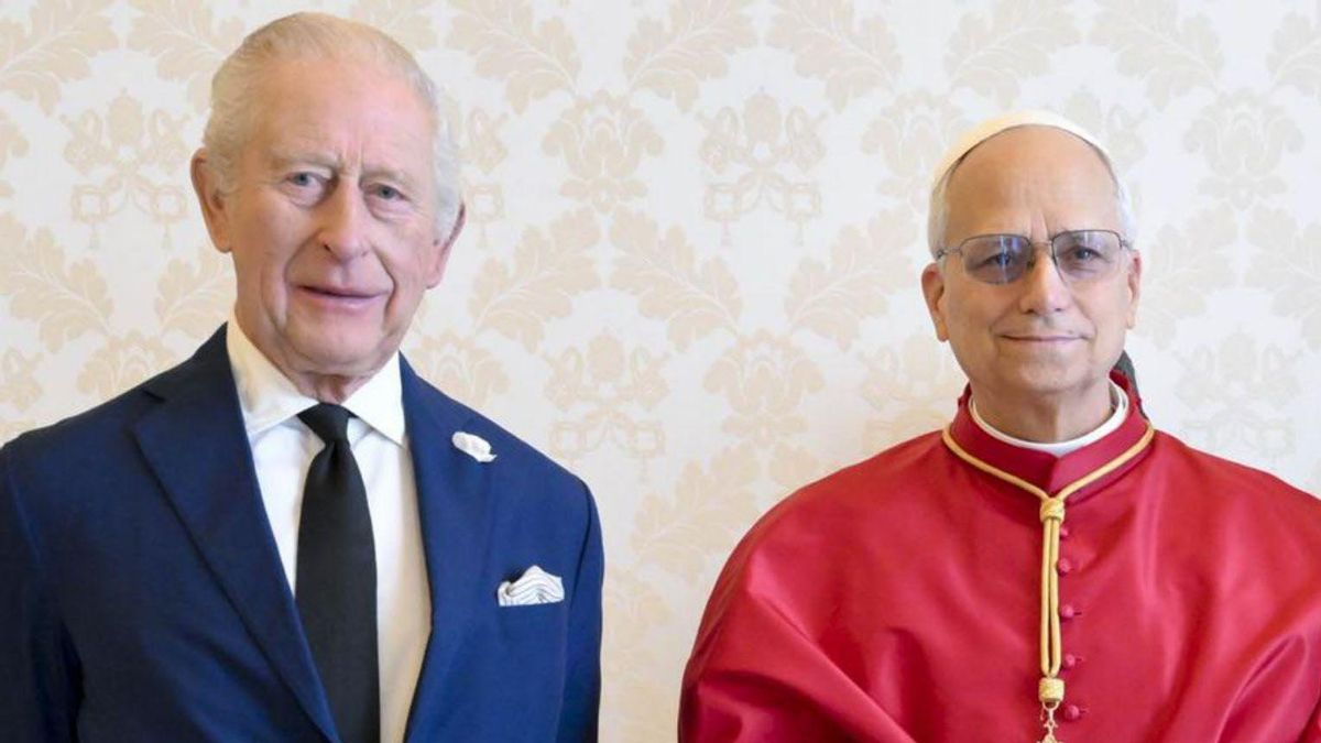Carles III i el papa Lleó XIV, ahir al Vaticà. | EUROPA PRESS Carles III i el papa Lleó XIV, ahir al Vaticà. | EUROPA PRESS