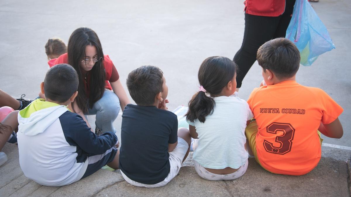 Jóvenes participantes en una edición pasada de los espacios educativos.