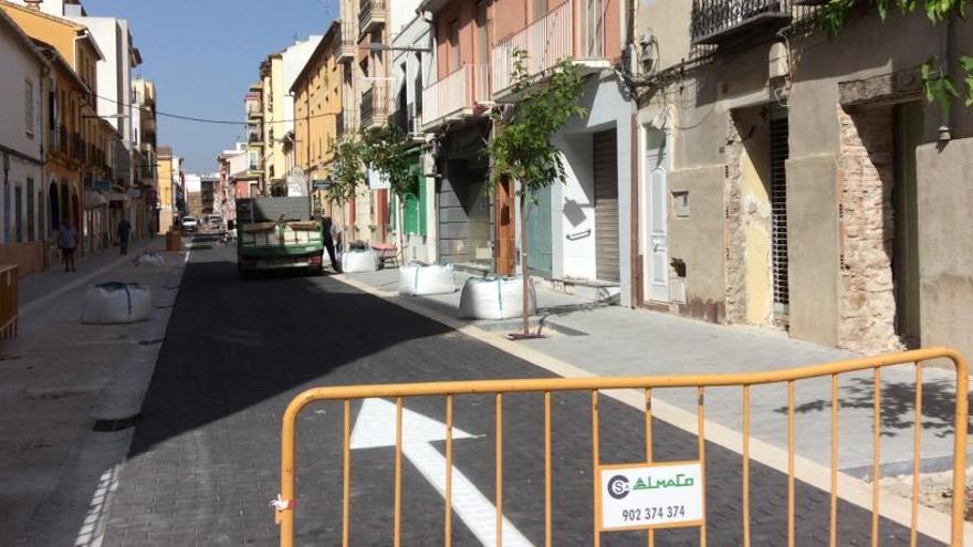 &quot;Festa major&quot; en la calle Colón de Dénia