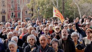 Manifestantes en defensa de Dani Gallardo a las puertas del TSJC