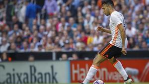 Munir, con la camiseta del Valencia.