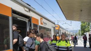 Les aglomeracions al metro canvien per la crisi de Rodalies