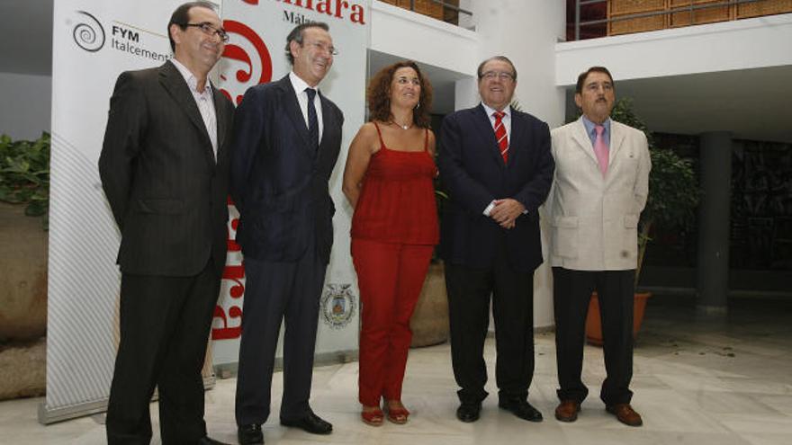 Representantes de la empresa ayer en la Cámara de Comercio.