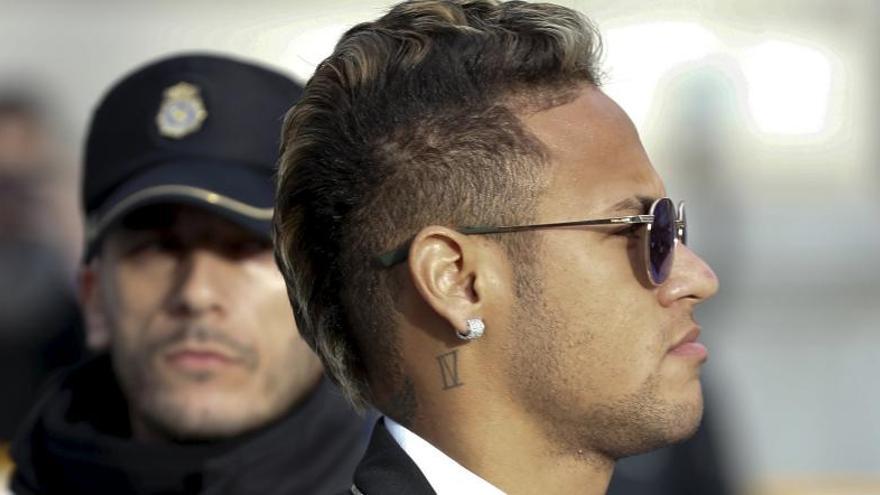 Neymar a su llegada este martes a la Audiencia Nacional.