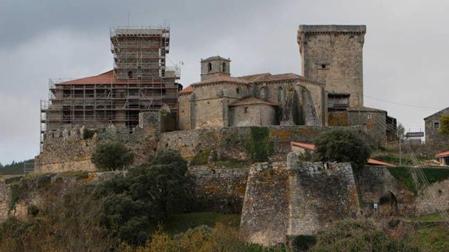 La Xunta afirma que el castillo de Monterrei se podrá visitar a diario