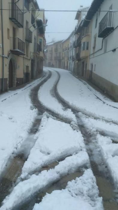 La intensa nevada caída en Castellfort