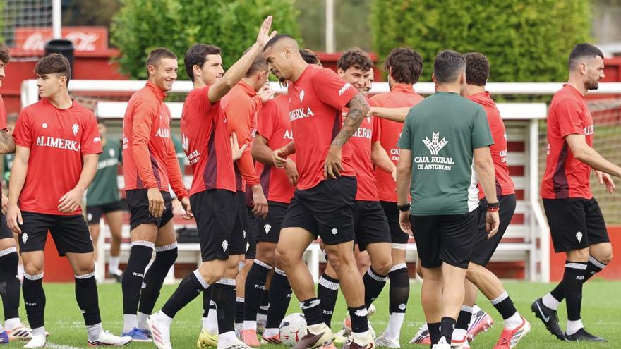 El Sporting de Larcamón se estrena ante el Sabadell en un Molinón de gala