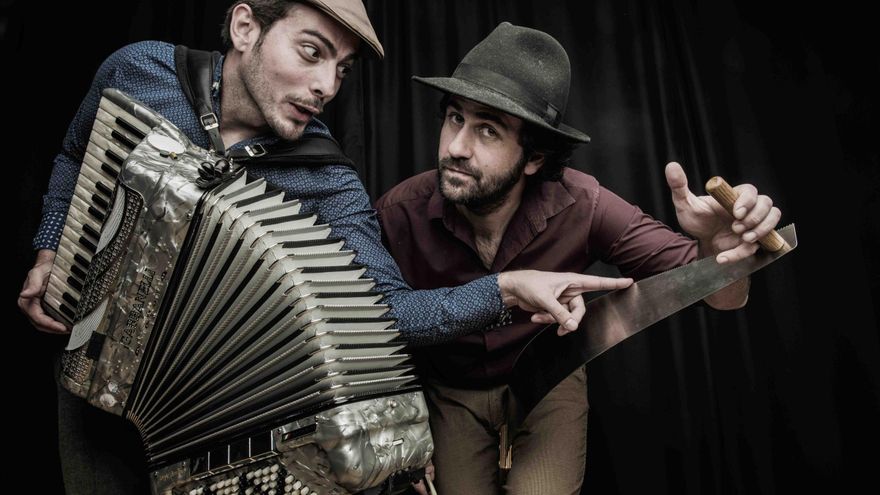 Fetén Fetén ofrece un concierto en el patio del Archivo Histórico de Zamora