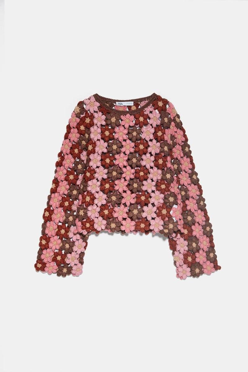 Jersey de crochet con flores de Zara. (Precio: 39,95 euros)