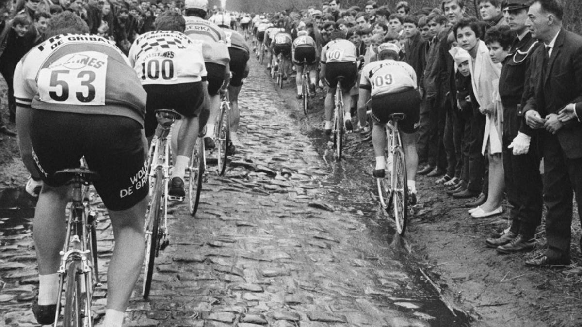 Una imagen de la Paris Roubaix de 1968