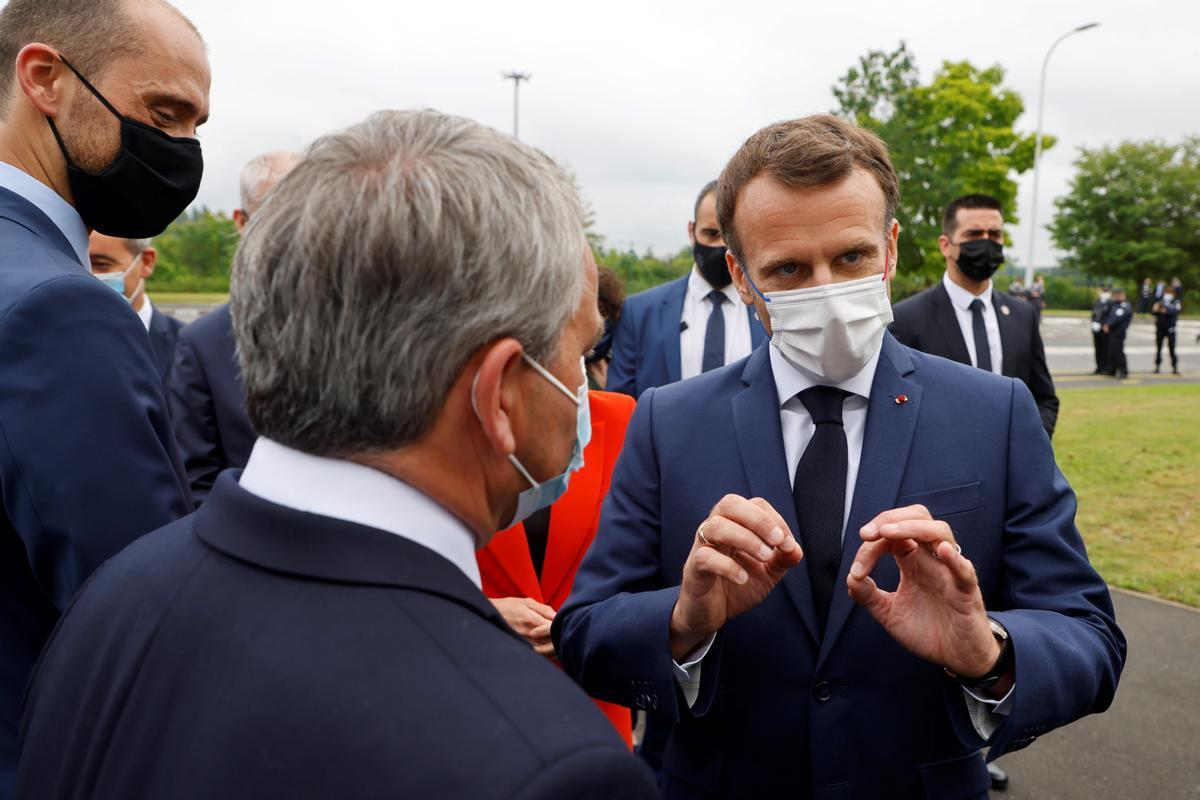 Macron i Le Pen conserven la seva posició de cara a les presidencials malgrat la patacada a les regionals