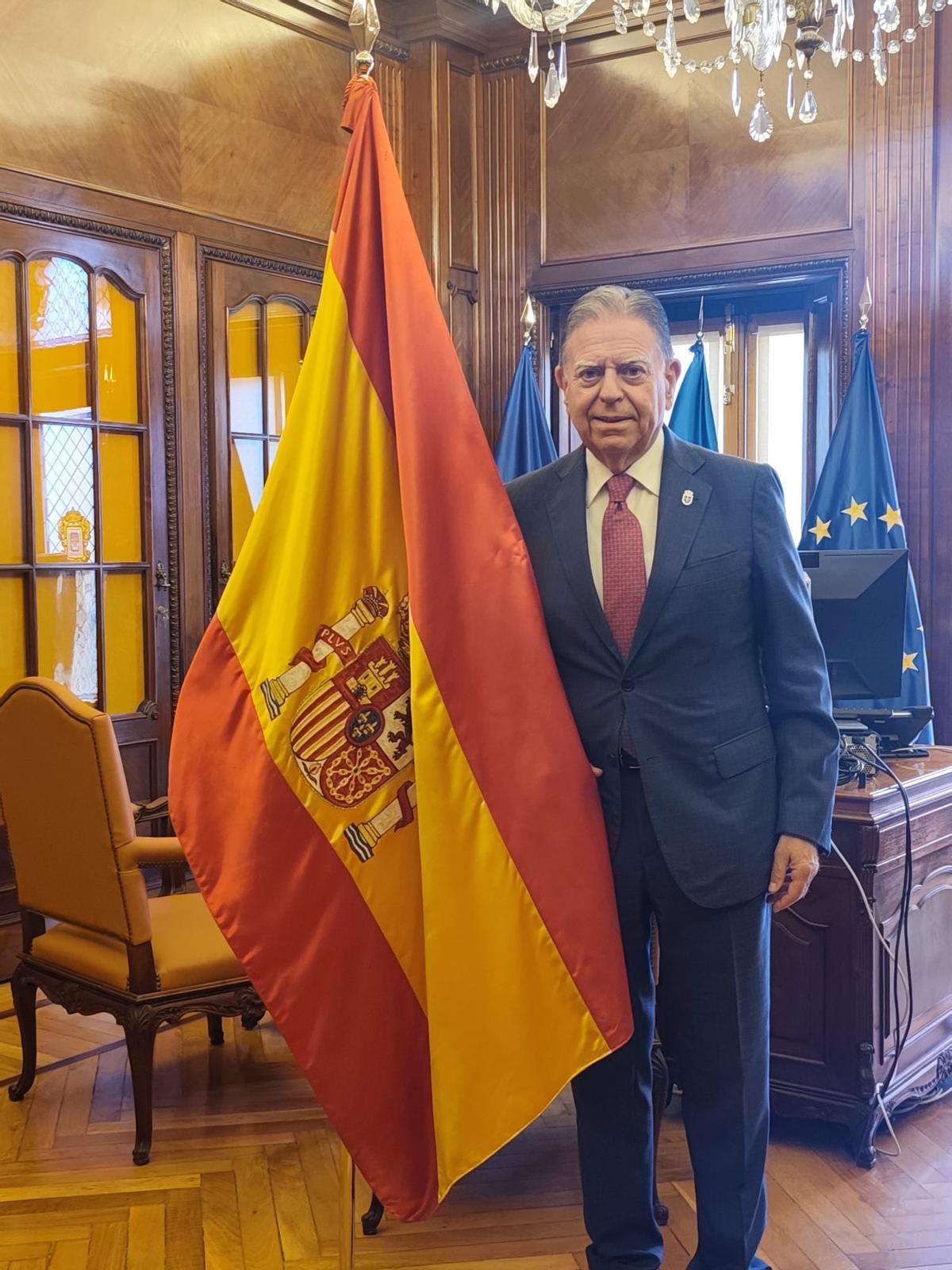 Alfredo Canteli, en su despacho