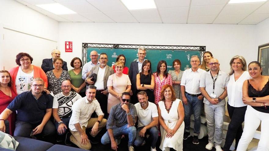 Radio Club Tenerife estrena estudios en Santa Cruz - El Día