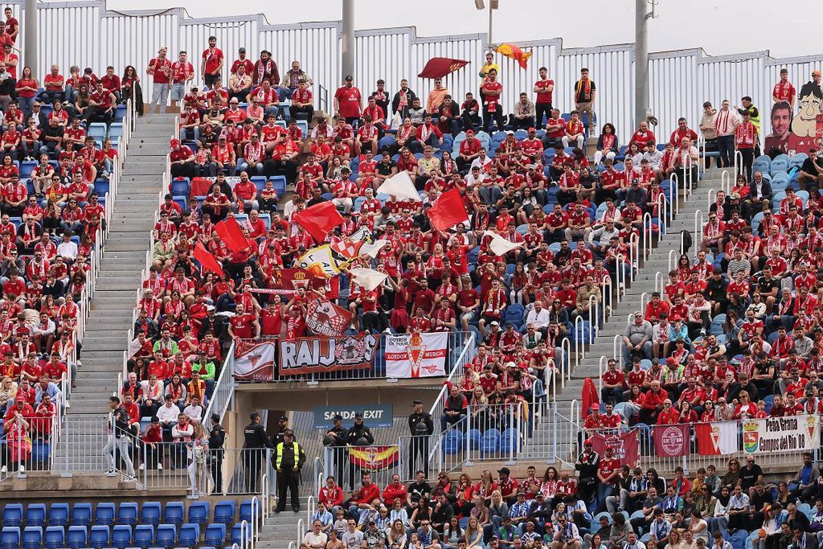 Todas las imágenes del Real Murcia - Málaga