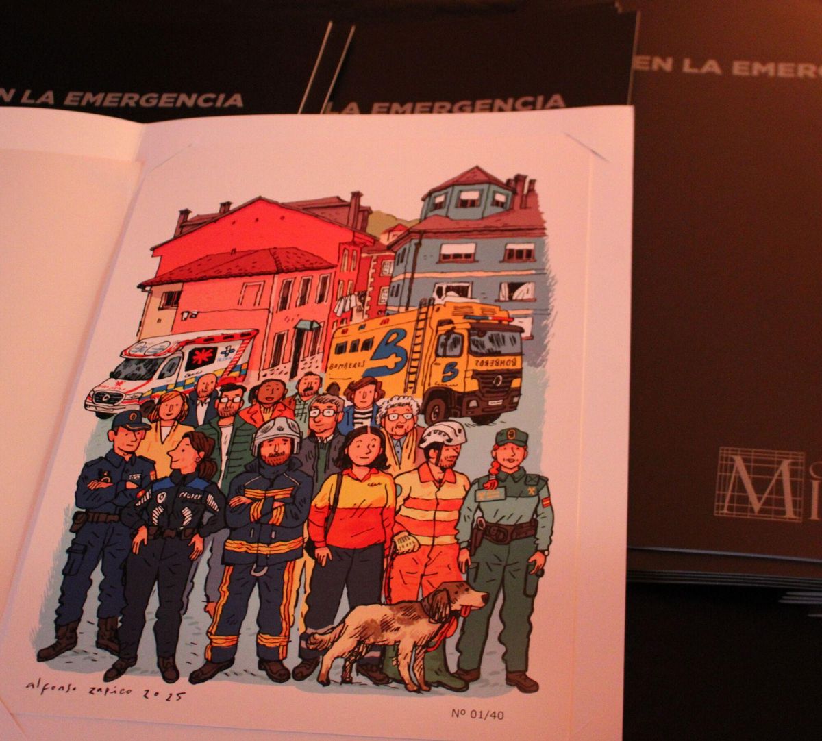 San Xuan 2025 Mieres. Homenaje a los vecinos policia bomberos que actuaron en el barrio de La Villa