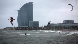 Barcelona i voltants, en situació de risc per pluja aquest dimecres