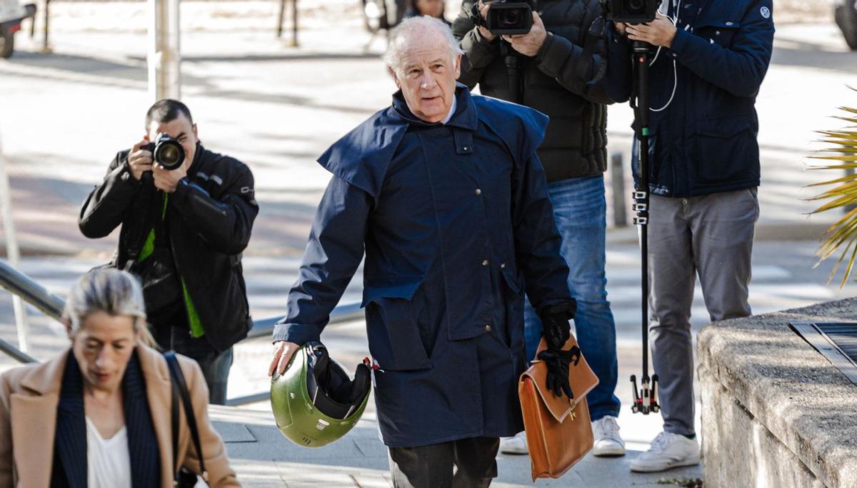 Rato al·lega un "fonament polític" en la investigació del seu patrimoni Rato al·lega un "fonament polític" en la investigació del seu patrimoni