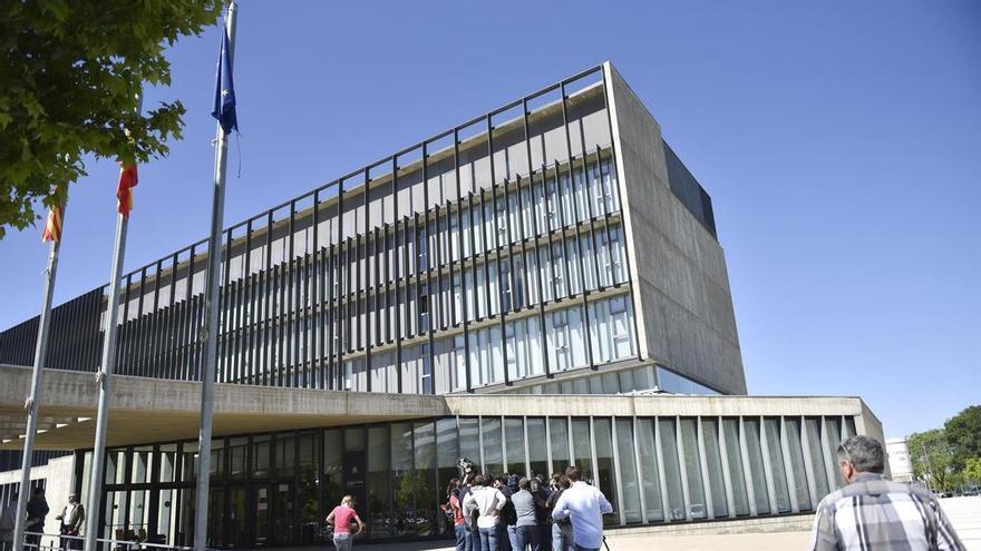 Condenados a entre 5 y 14 años por agresión sexual los miembros de la 'manada de Huesca'