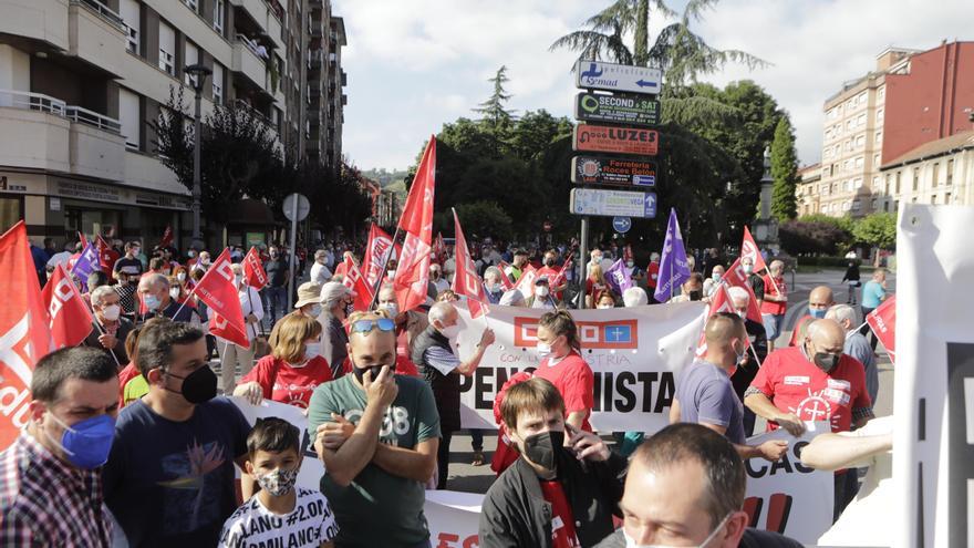 La industria, en pie de guerra, anuncia un "otoño caliente" ante el "atraco" eléctrico - Vimarsana News
