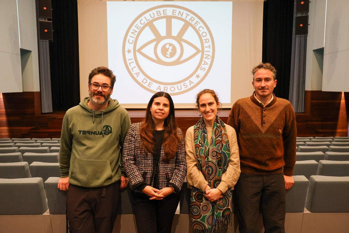 Componentes de la directiva de Entrecortiñas.