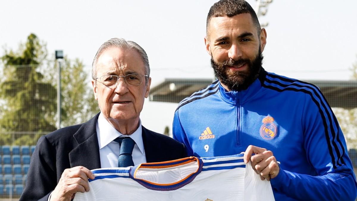 Florentino Pérez y Benzema, en una imagen de esta mañana