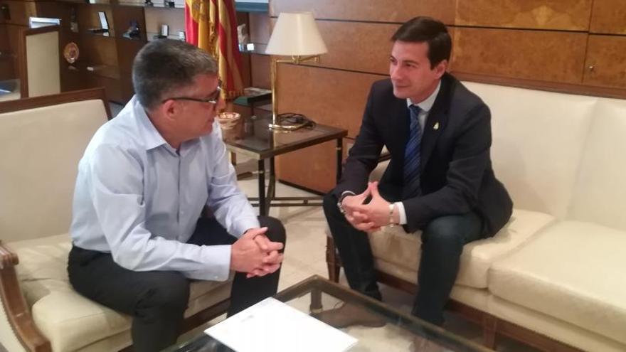 El alcalde de Burjassot se reúne con el delegado del Gobierno