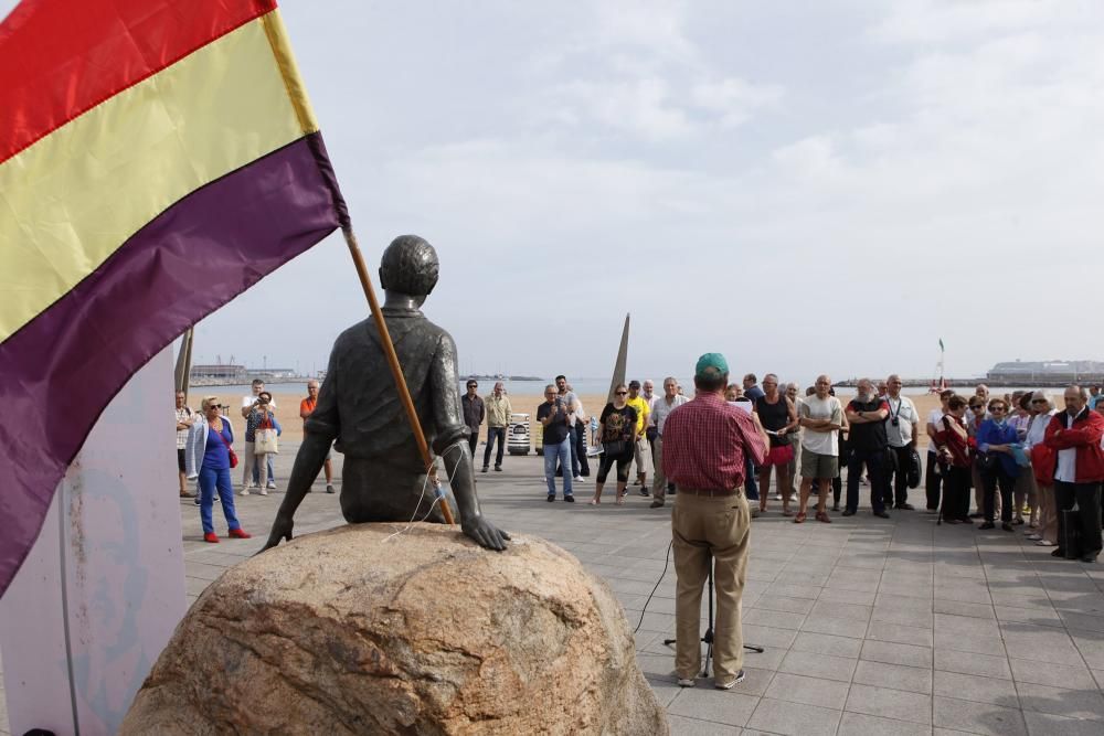 Homenaje a los "niños de la guerra" en Gijón