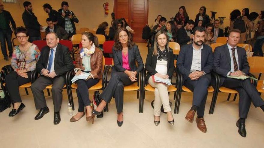 Los siete ediles de Santiago condenados por prevaricación durante el juicio.