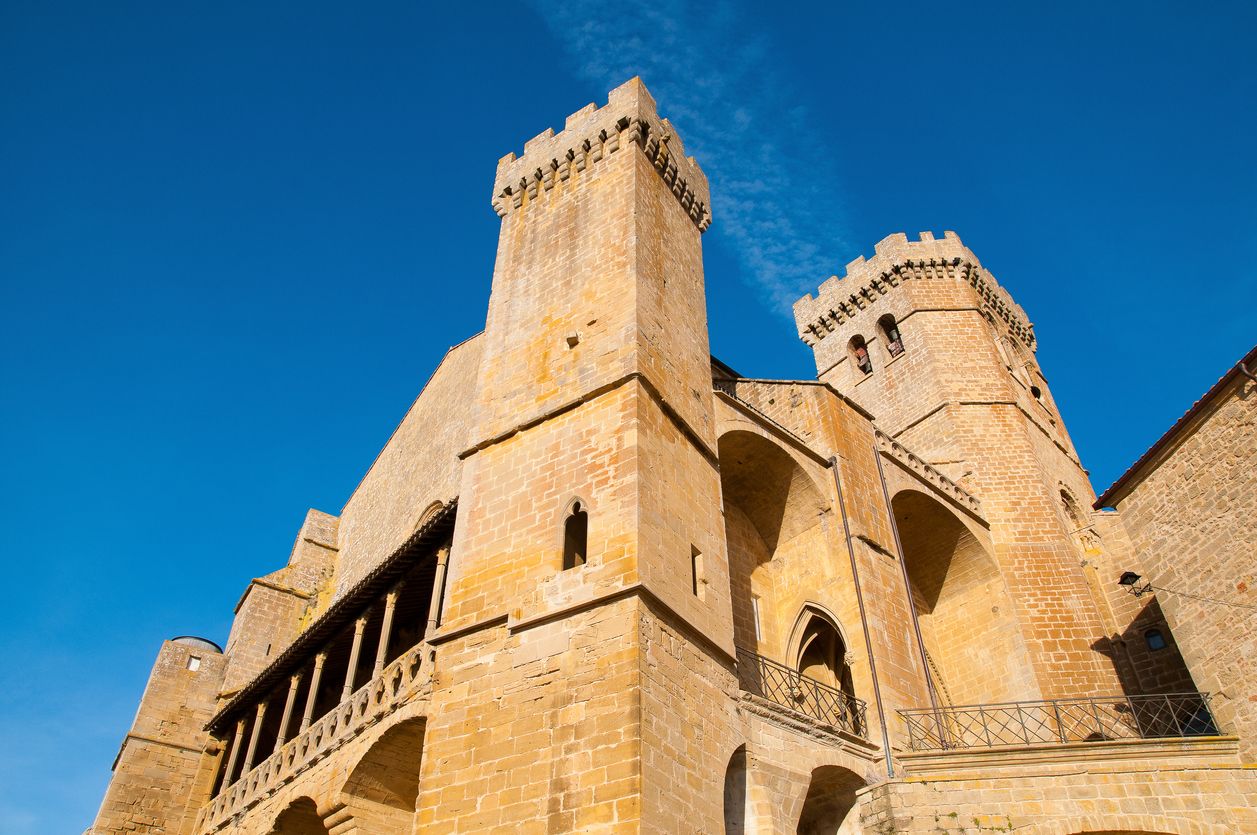 La Iglesia-Fortaleza de Santa María