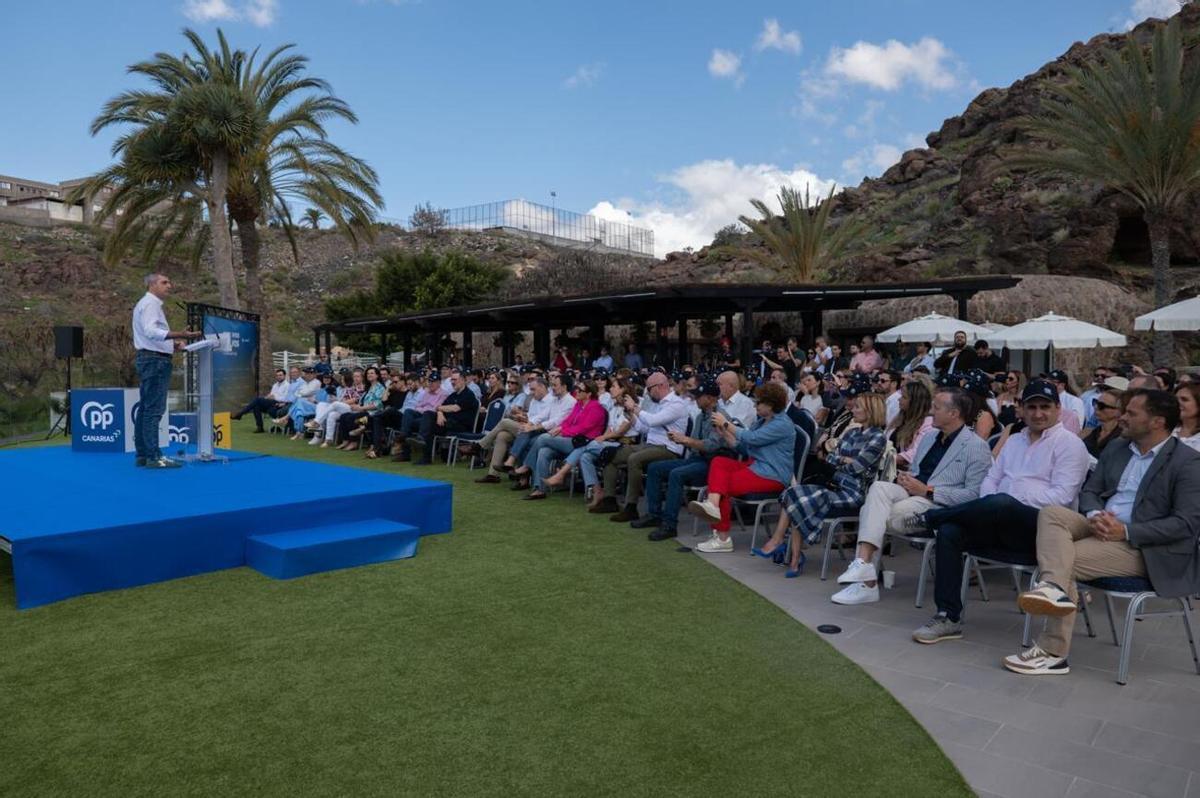 El PP de Canarias presenta el II Plan Municipios Activos para construir más de 4.700 viviendas