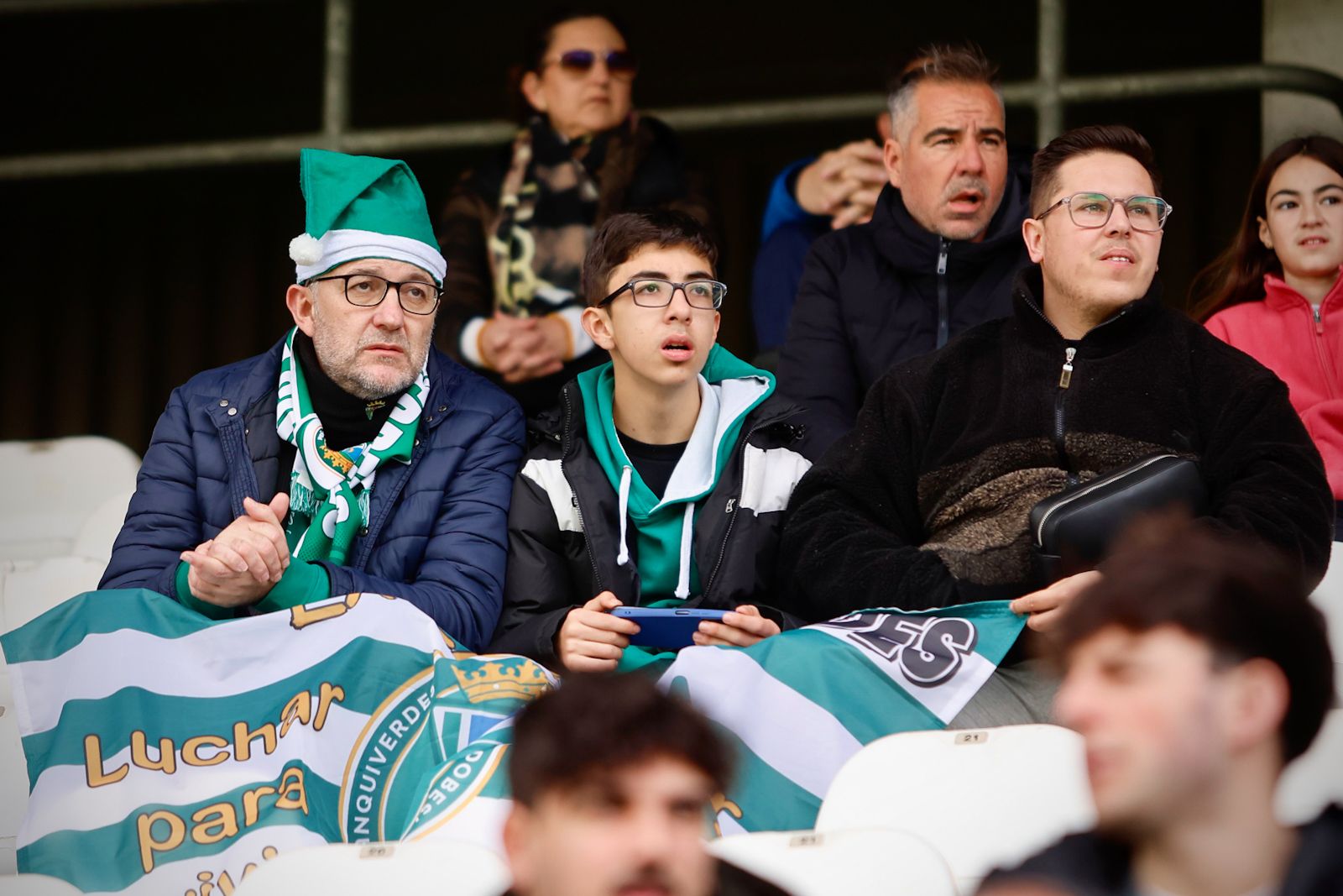El Córdoba entrena ante su afición en El Arcángel