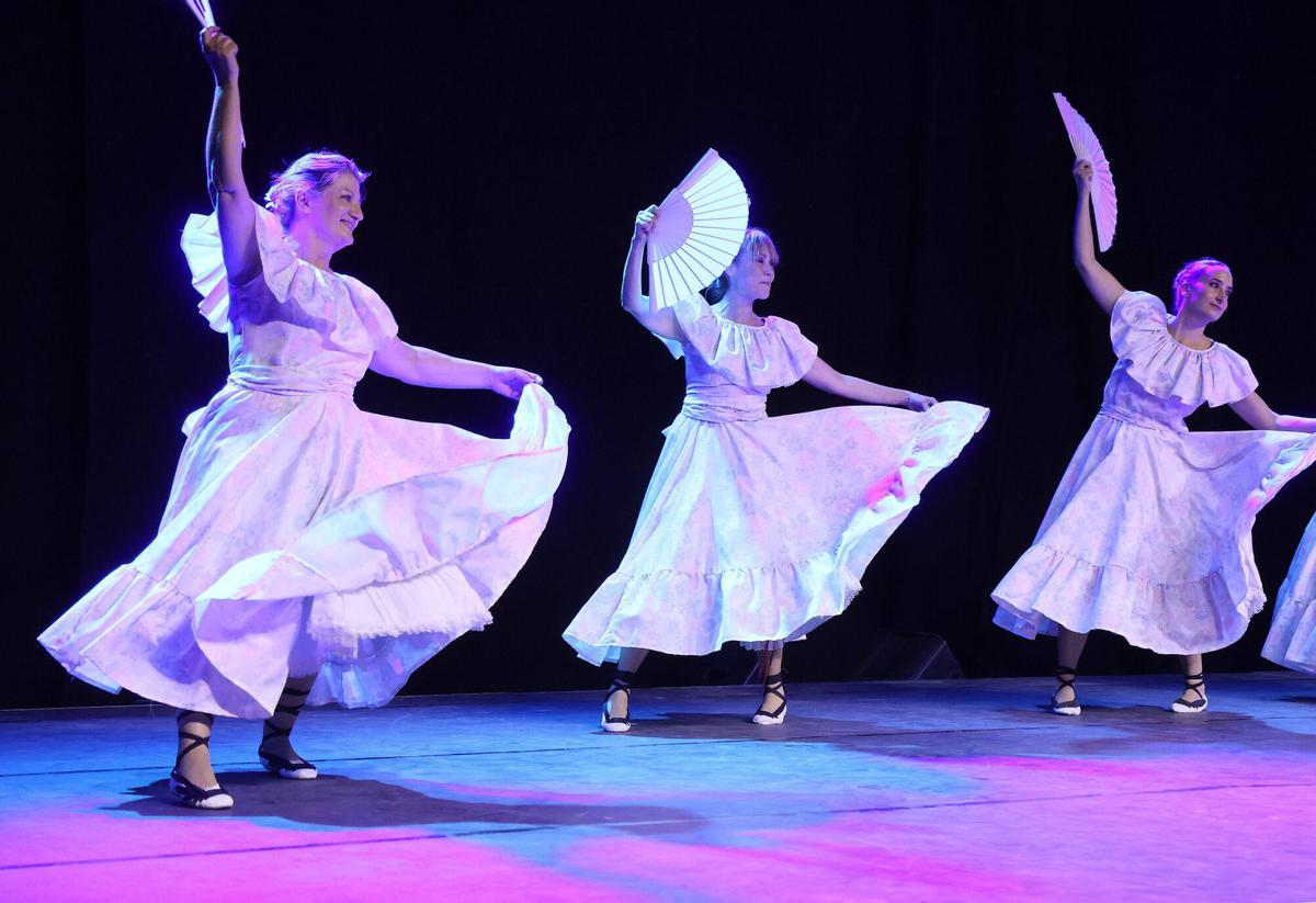 Les millors fotos de El Cor en Dansa 40 anys a la Festa Major de Manresa