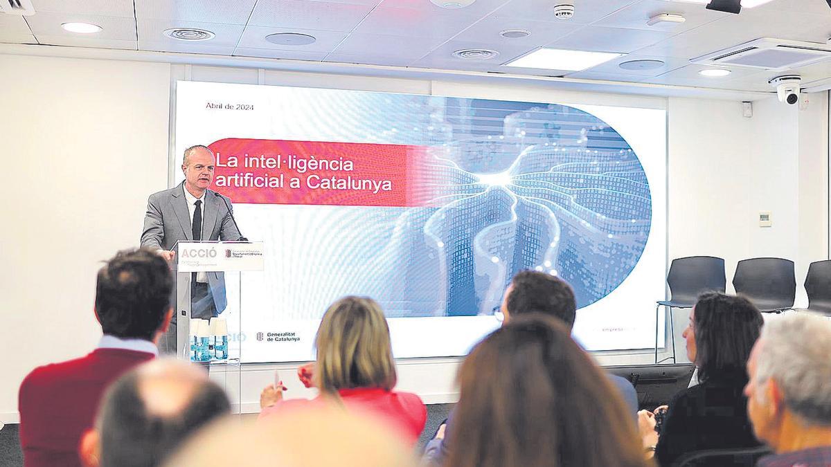 El secretari d'Empresa i Competitivitat i conseller delegat d'ACCIÓ, Albert Castellanos i Maduell, durant la presentació de l'estudi.