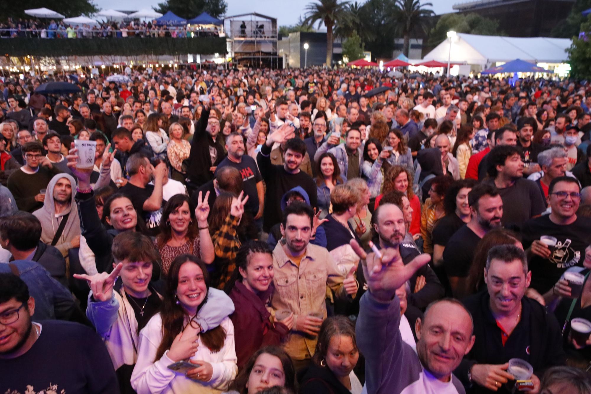 En imágenes: Concierto de "Loquillo" en el festival Metrópoli de Gijón