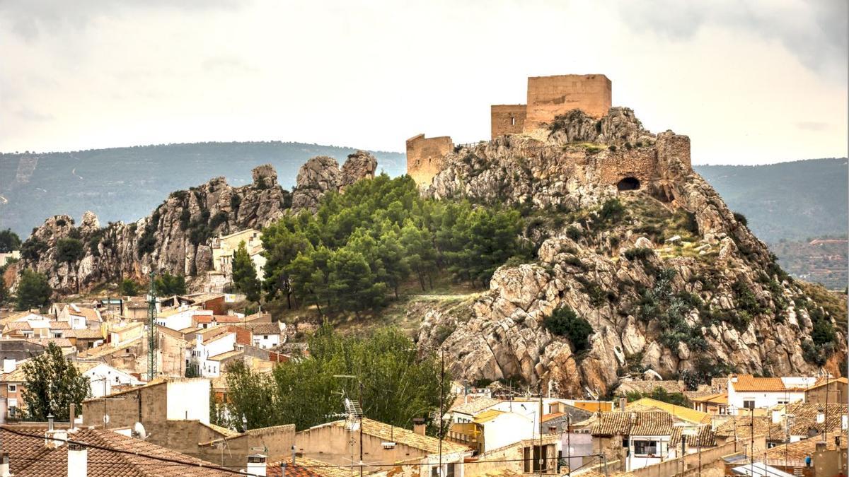 Castillo de Ayora.