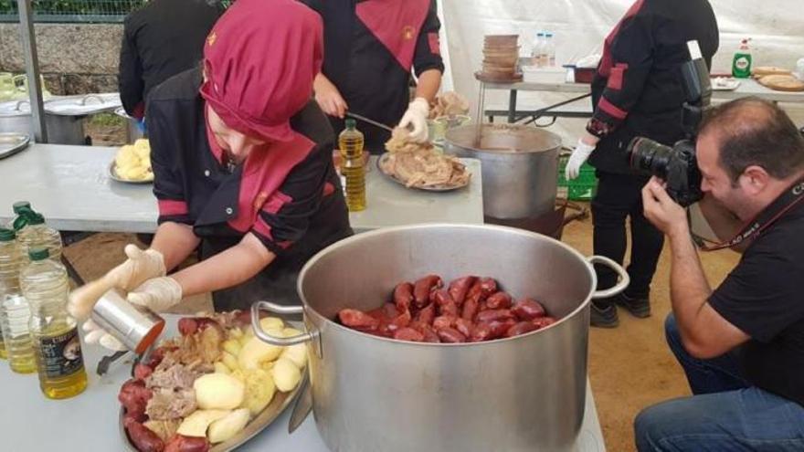 Dos terneras de cachena para dar de comer a más de 200 personas