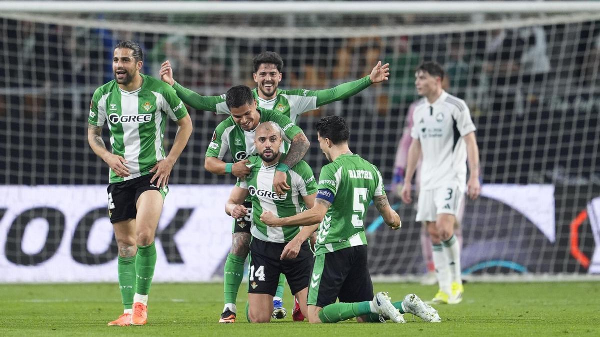 EUROPA LEAGUE | Pellegrini acierta y el Betis rompe su techo en Europa en una noche histórica en La Cartuja