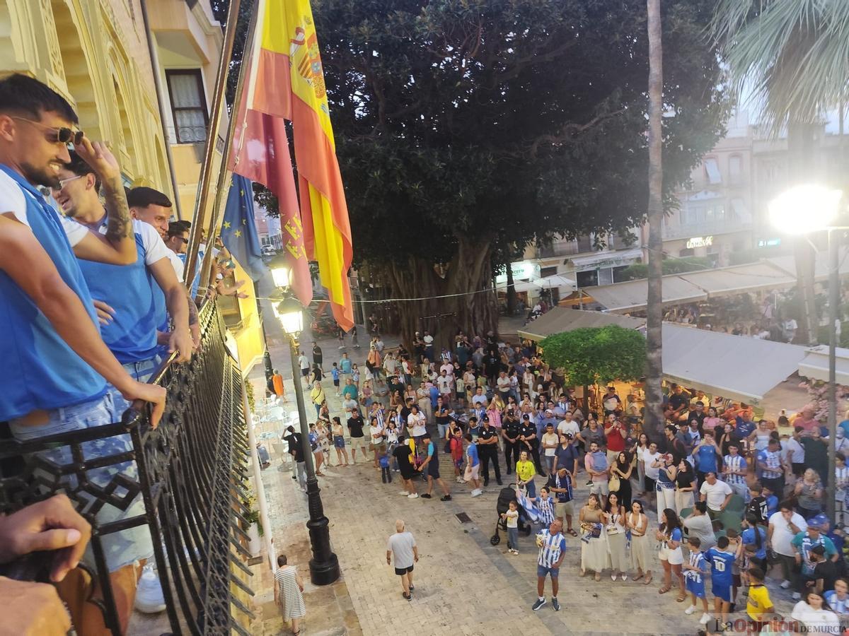 El Águilas celebra con su afición el ascenso a Primera RFEF