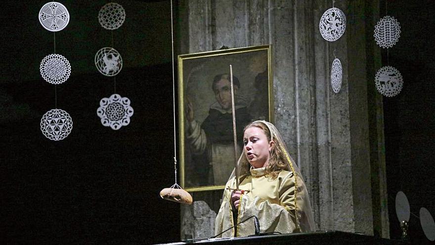 Cristina van Roy, durante años Sibil·la en la Seu.