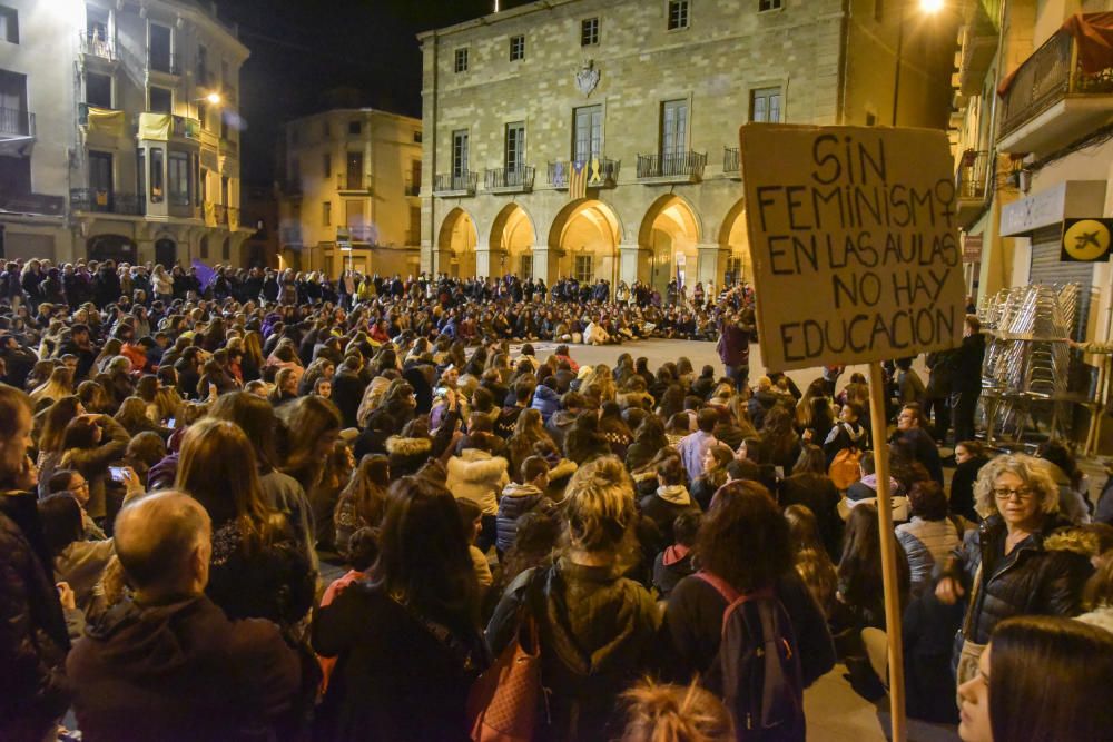 GALERIA | Manifestació feminista pel 8M a Manresa