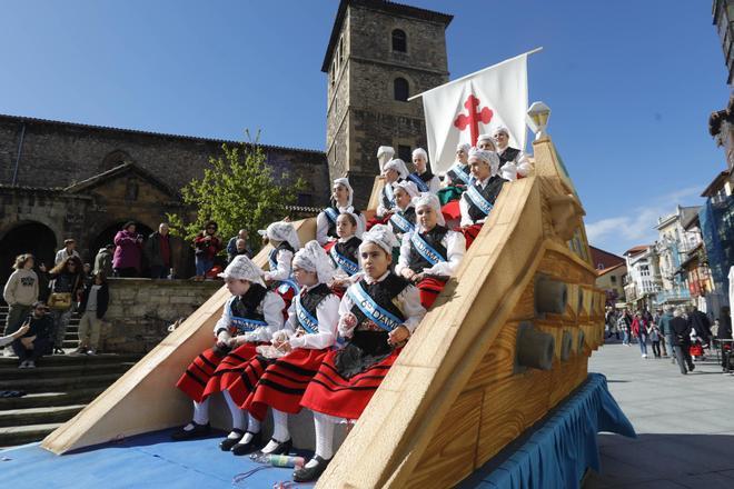 Así fue el primer día de la fiesta del Bollo en Avilés