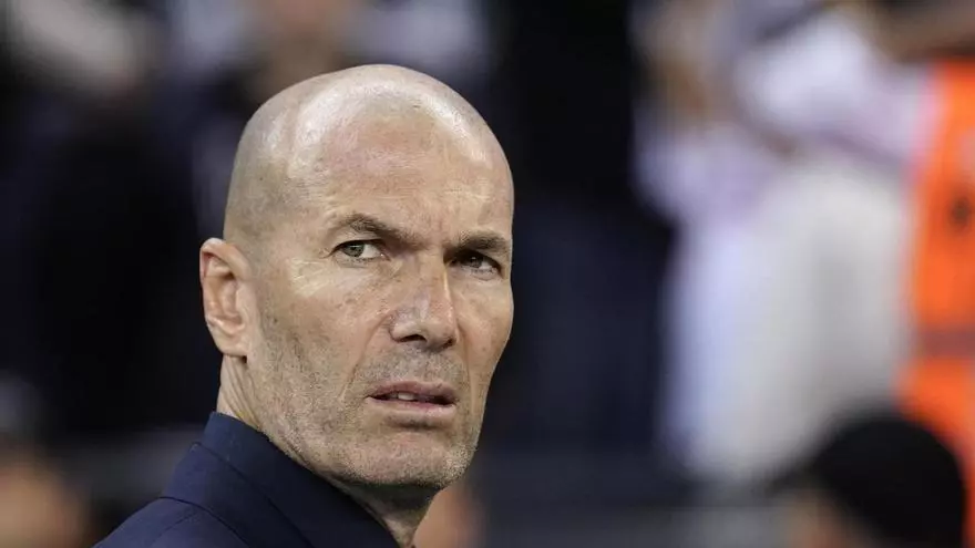 Zidane, sobre Cristiano Ronaldo: "Me hizo ganar cosas increíbles, me quito el sombrero"