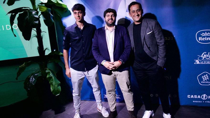 Pablo Martínez, Fernando López Miras y Nico Almagro, en Odiseo.