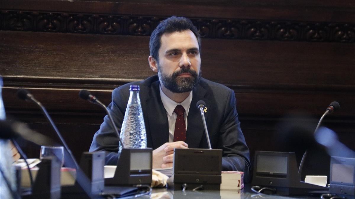 zentauroepp48999668 pla mitj  del president del parlament  roger torrent  durant190709203457